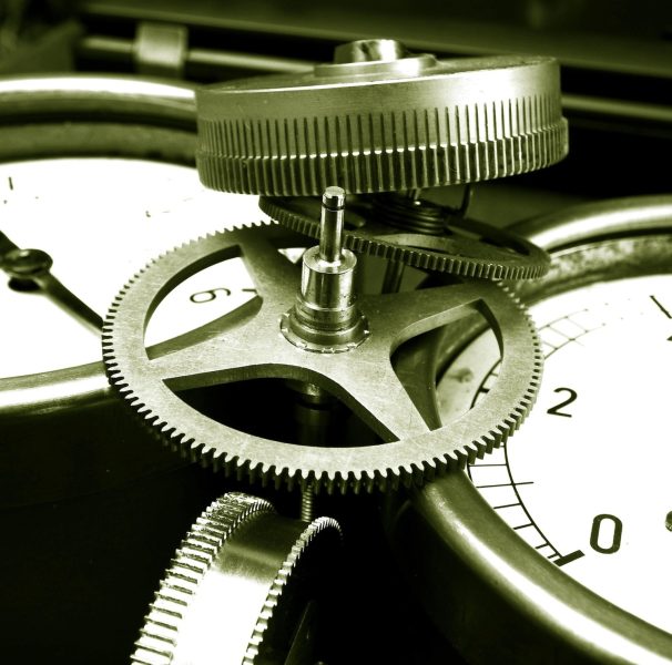 barescar90-gears-1660392_1920